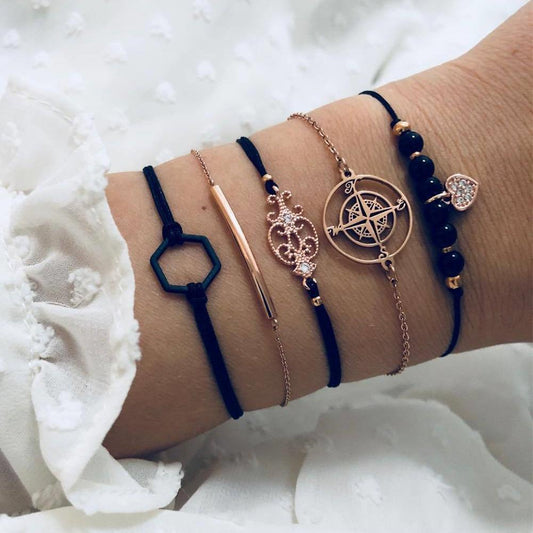 Bohemian Black Beads Chain Bracelets Bangles For Women Fashion Heart Compass Gold Color Bracelets Sets Luxury Jewelry Gifts